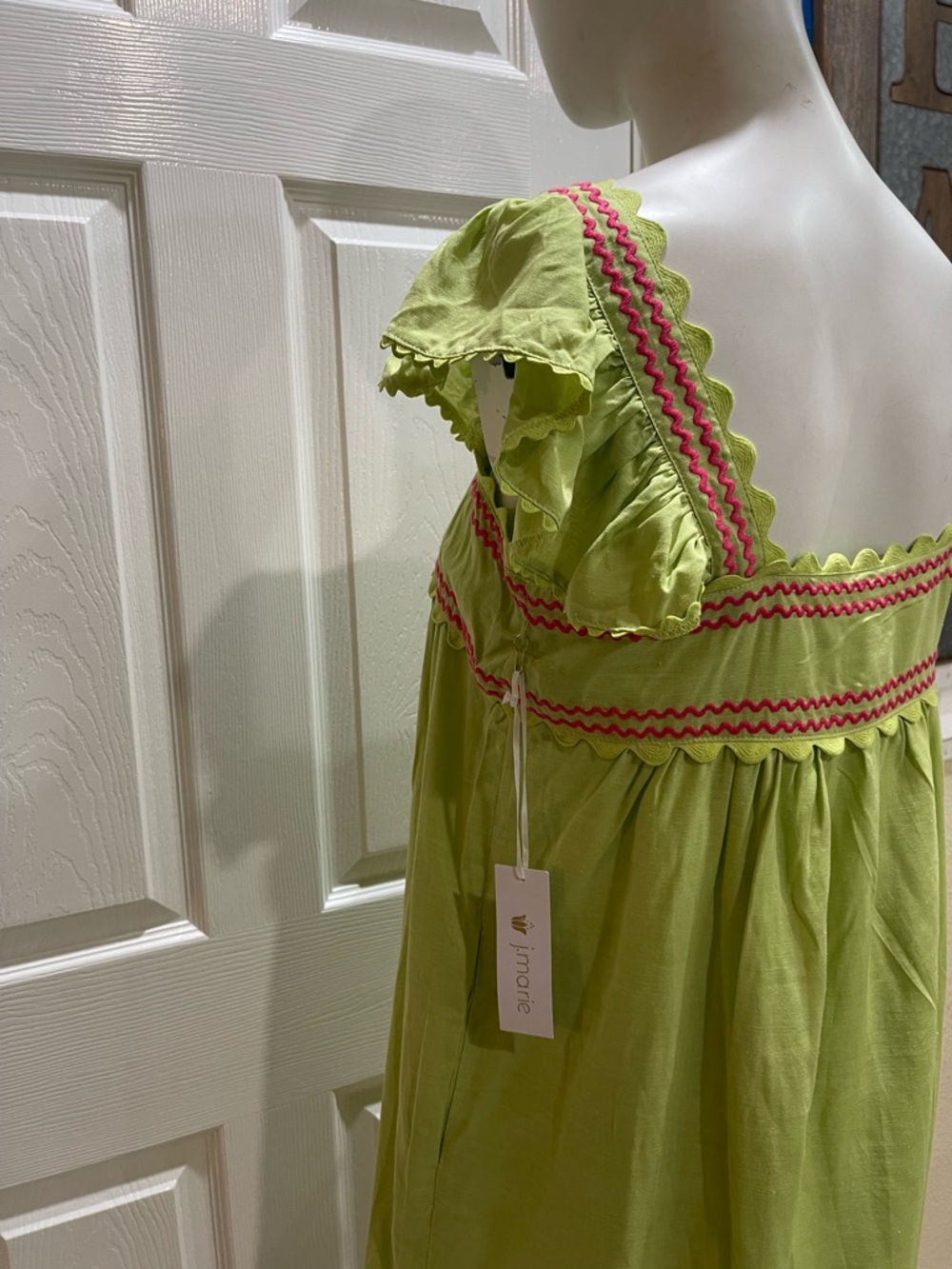 J Marie "Hailey" Lime Green and Pink Colorway Size Small NWT - Picture 5 of 7